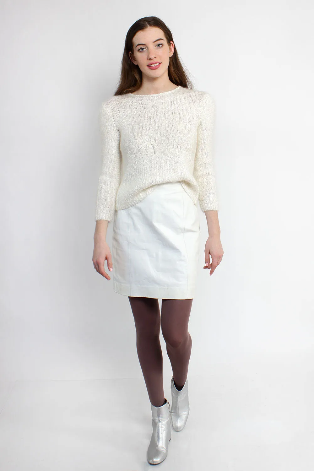 Cozy Angora Bunny Wool Sweater - Soft & Stylish Knitwear in S/M