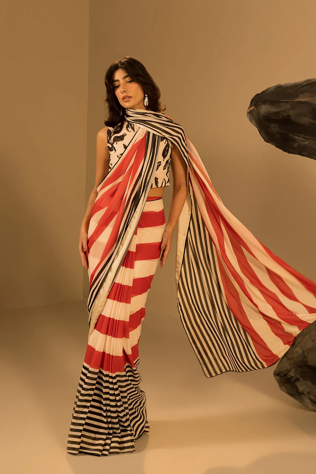 Bold Striped Saree (Sleeveless)