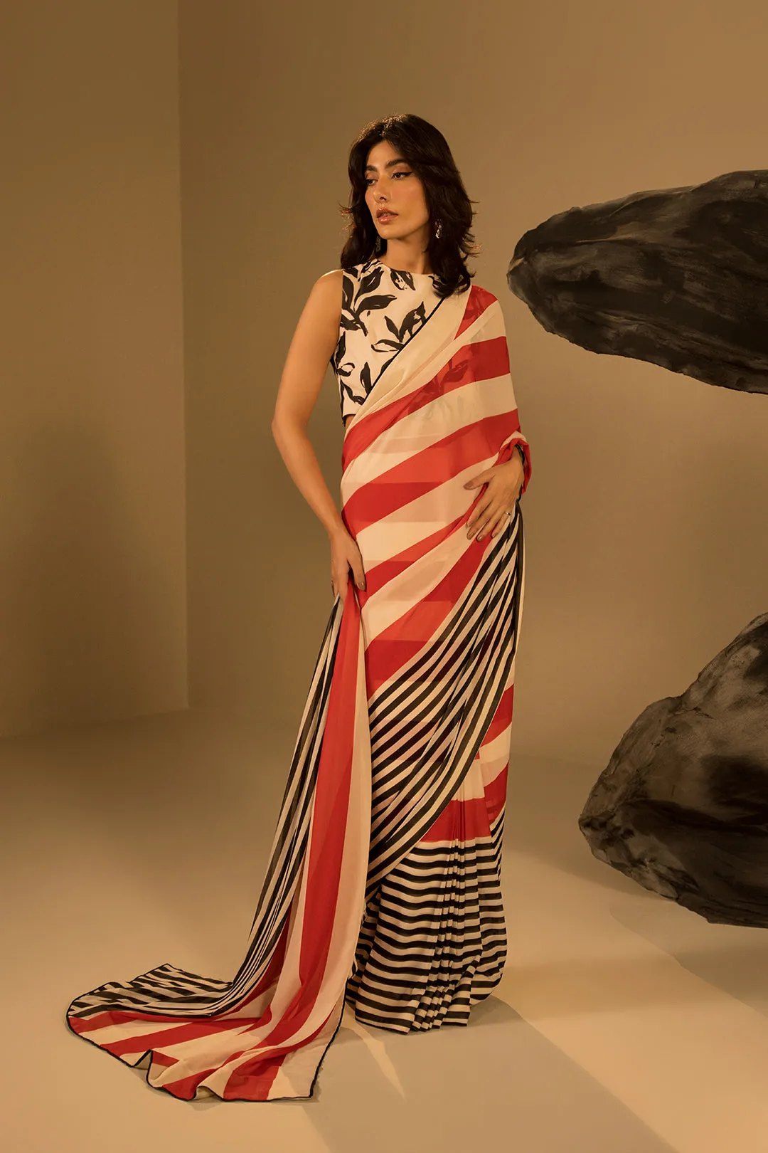 Bold Striped Saree (Sleeveless)