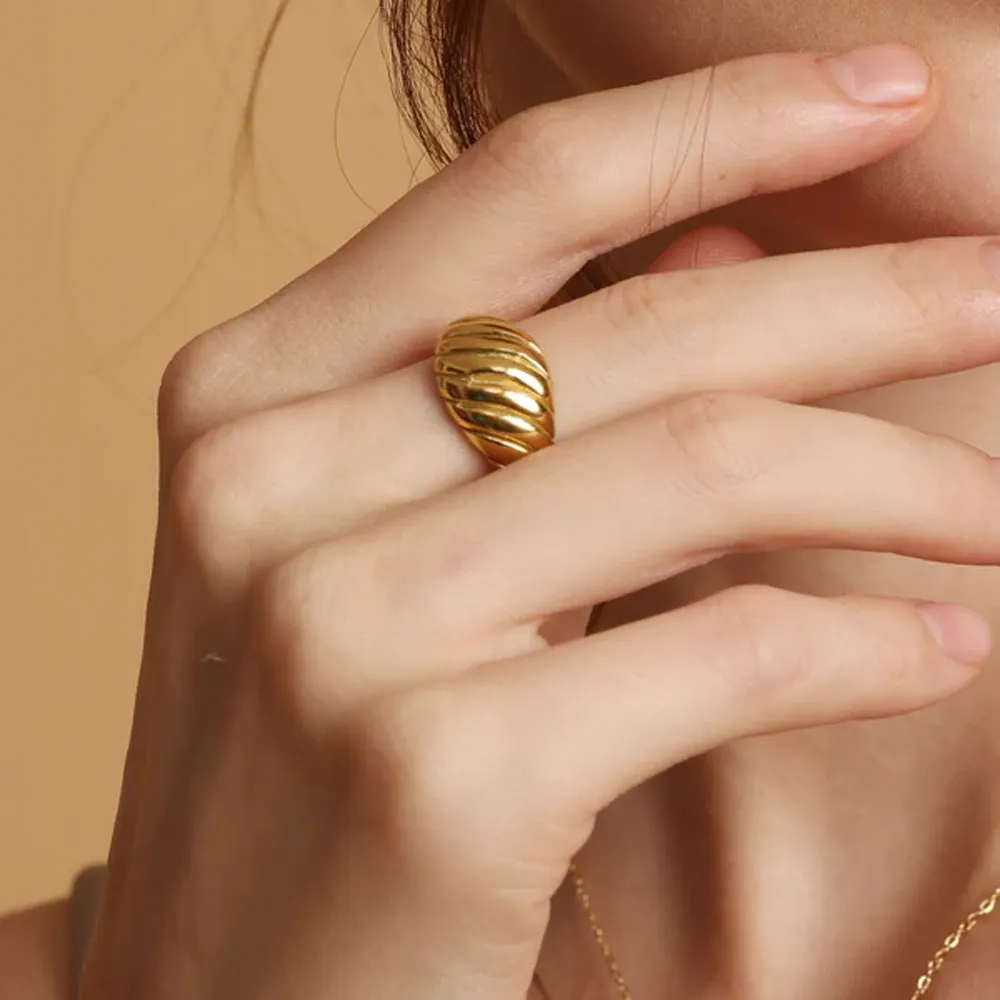 Croissant Dome Ring