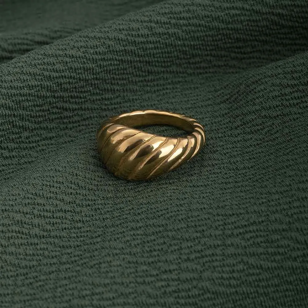 Croissant Dome Ring