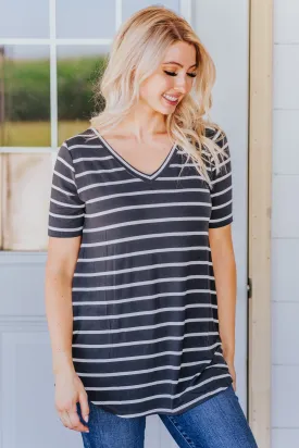 Everyday Running V Neck Striped Short Sleeve Top in Charcoal