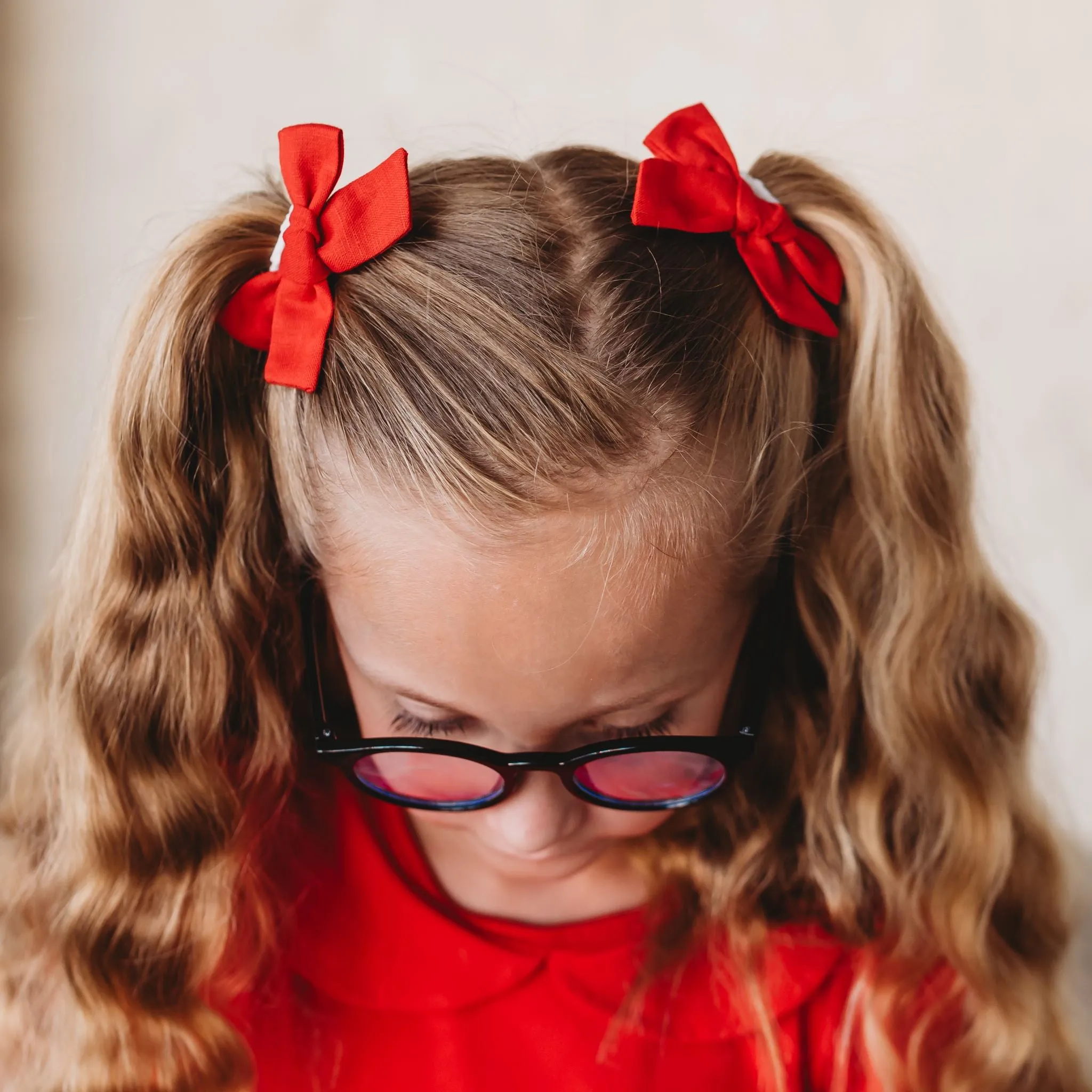 Pigtail Bows - Bright Red Linen