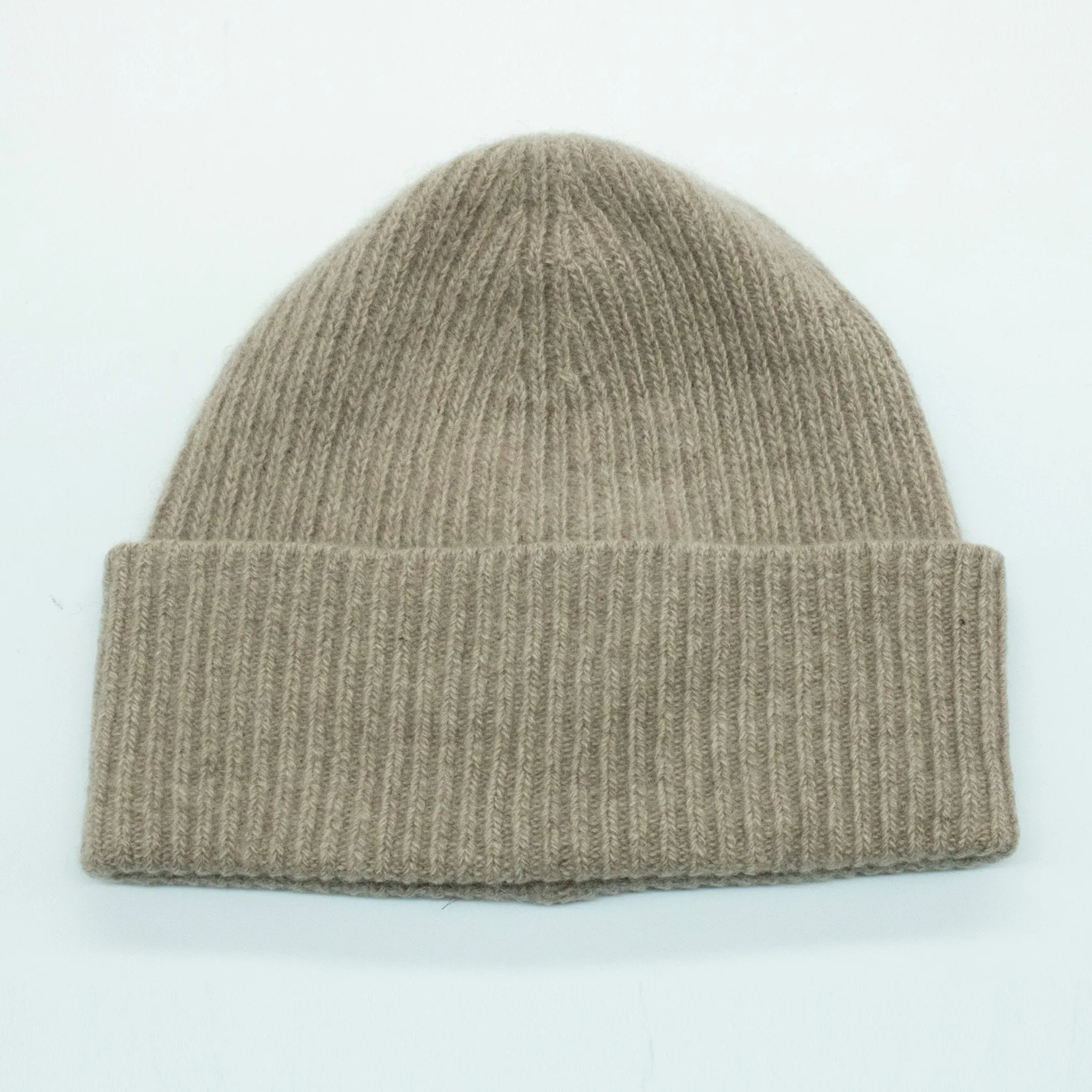 RIBBED BEANIE