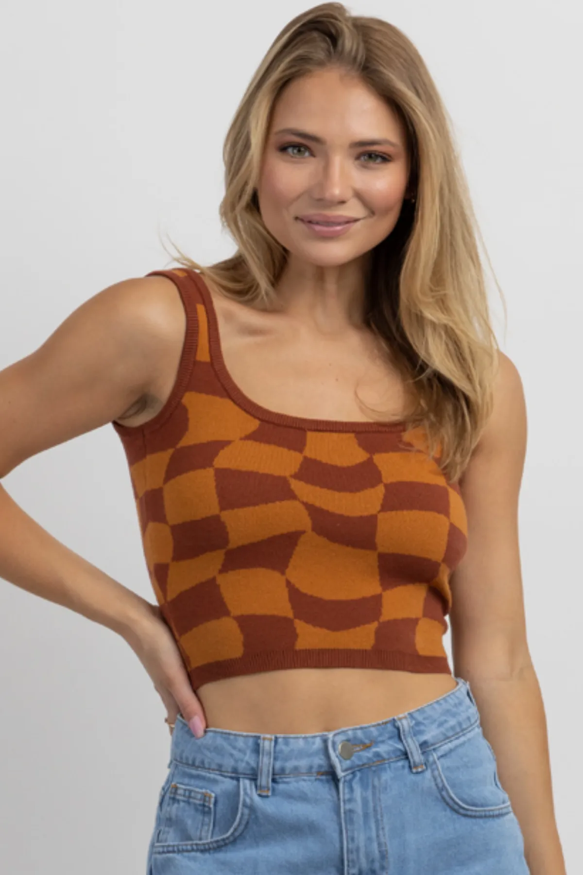 RUST CHECKED KNIT CROP TANK